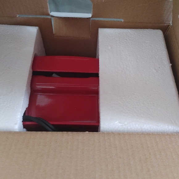 Bella Mini Cupcake Maker - Picture 2 of 2